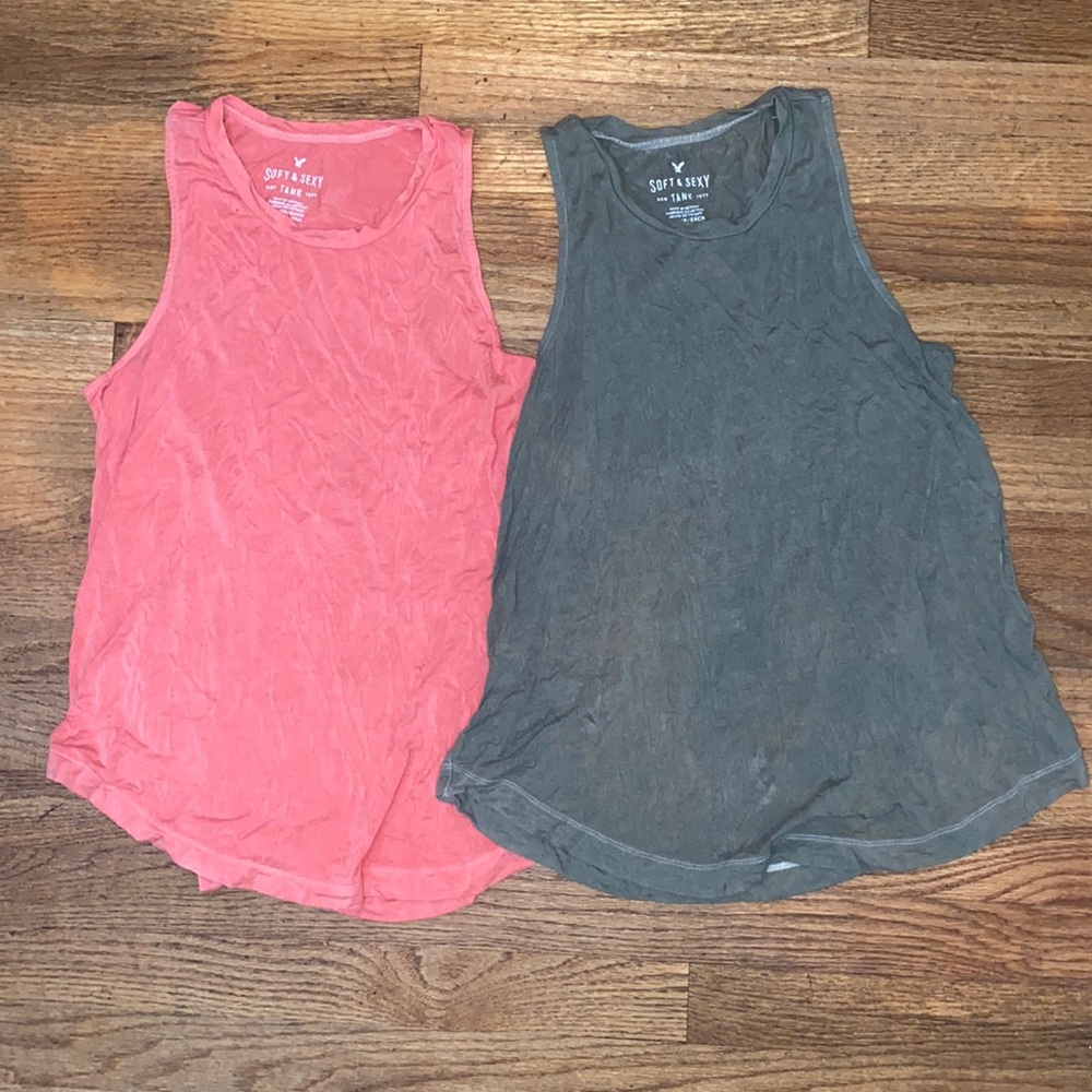2 for 12$ american eagle tank tops